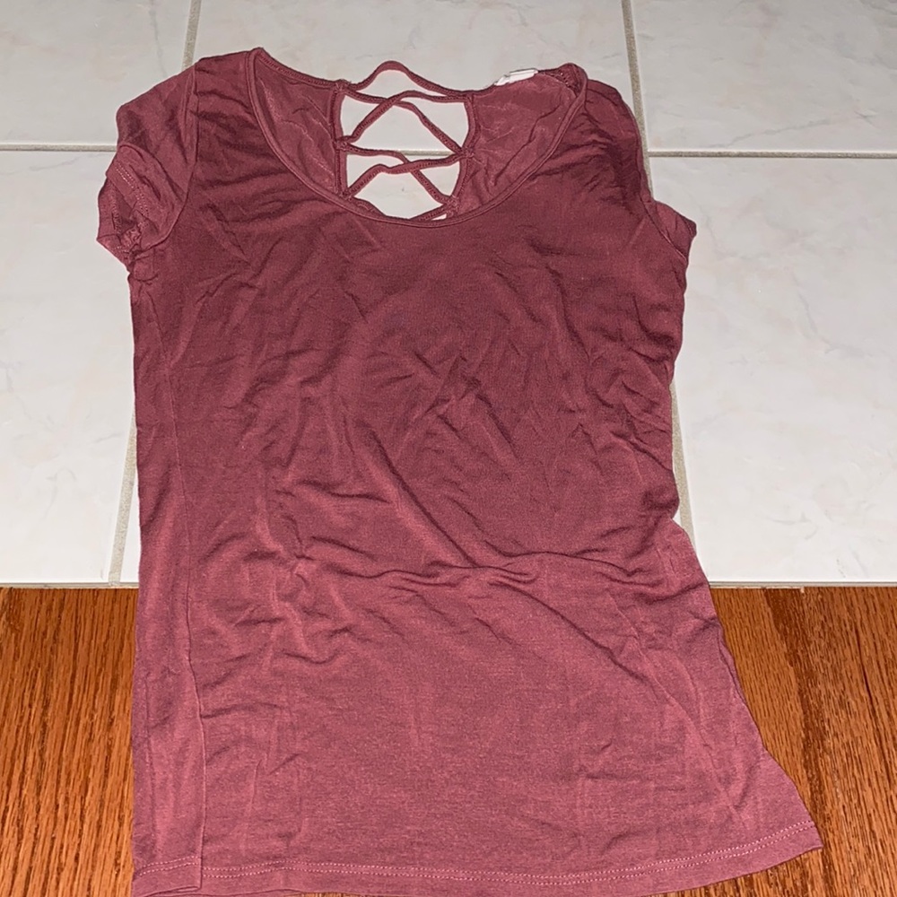 Garage top with cross cross back